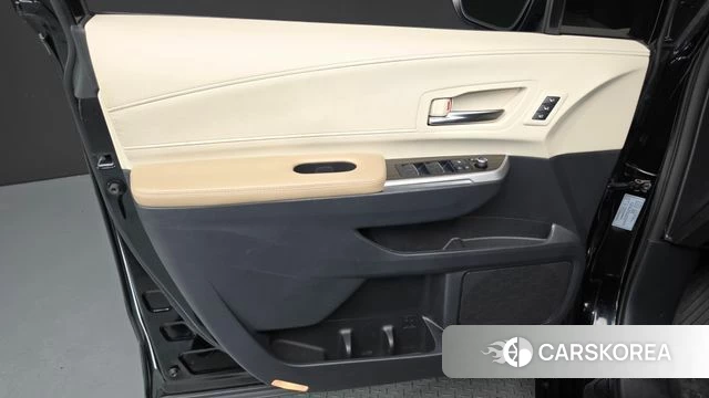 Toyota Sienna 4th Generation id 4692998 из Кореи 16
