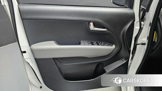 Kia The New Kia Ray EV id 4630425 из Кореи 16