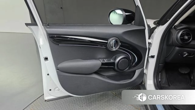 Mini Cooper id 4579342 из Кореи 16