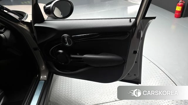 Mini Cooper id 4445225 из Кореи 16