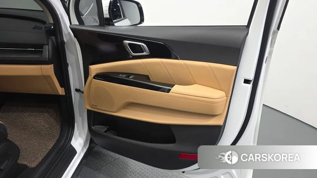 Kia Carnival 4th generation id 4428295 из Кореи 16