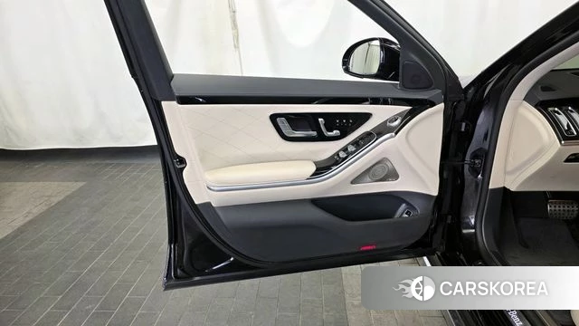 Mercedes-Benz S-Class W223 id 4308599 из Кореи 16