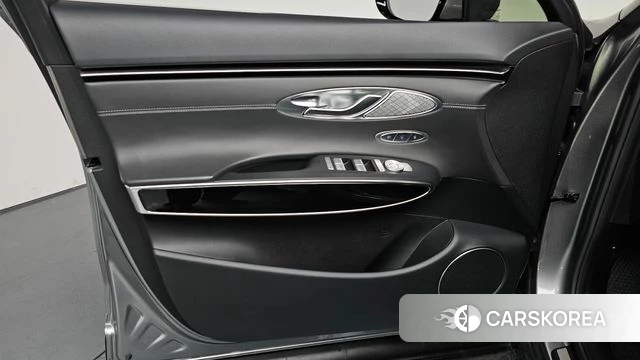 Genesis GV70 id 4402200 из Кореи 16