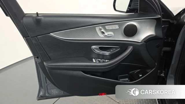 Mercedes-Benz E-Class W213 id 4703473 из Кореи 16