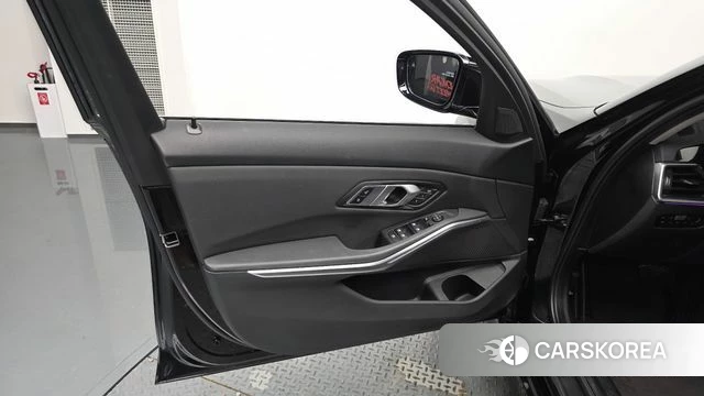 BMW 3 Series (G20) id 4434667 из Кореи 16