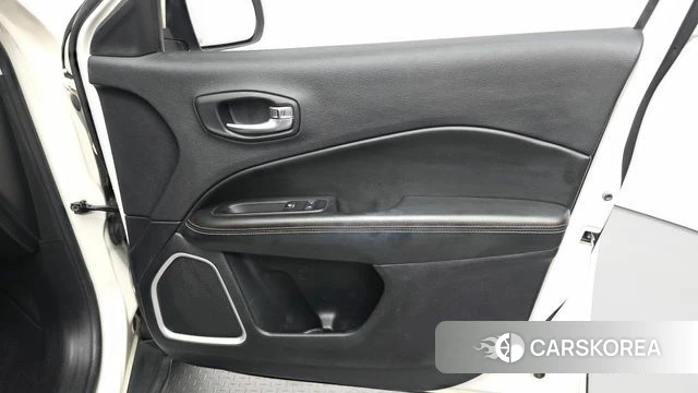 Jeep Compass 2nd Generation id 4605187 из Кореи 16