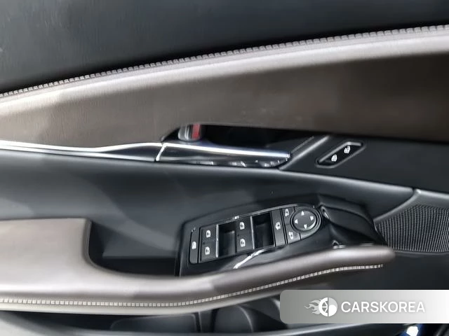Mazda CX-30 id 4290402 из Китая 16