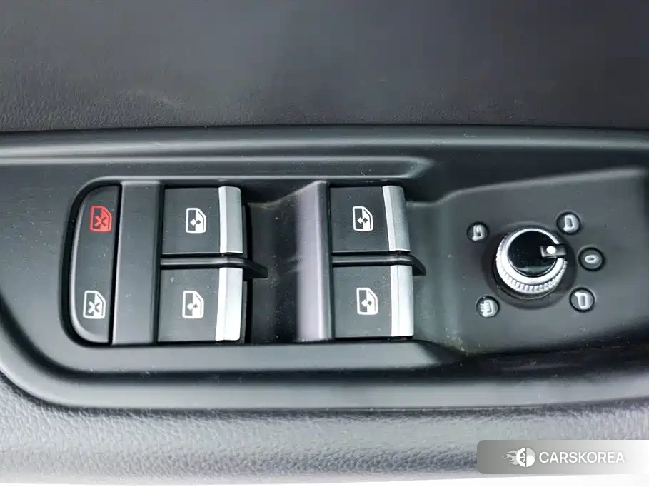 Audi A4L id 4644447 из Китая 16