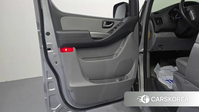 Hyundai The New Grand Starex id 4458617 из Кореи 16