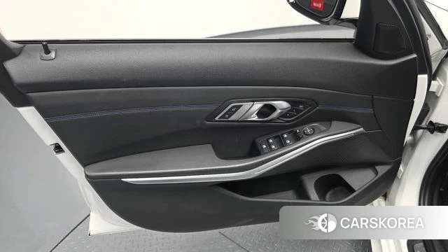 BMW 3 Series (G20) id 4775949 из Кореи 16
