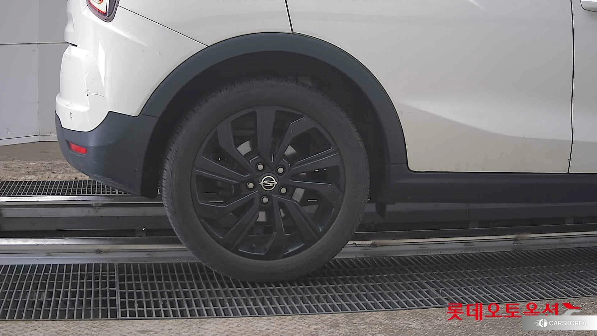 SsangYong Tivoli id 3869464 из Кореи 16