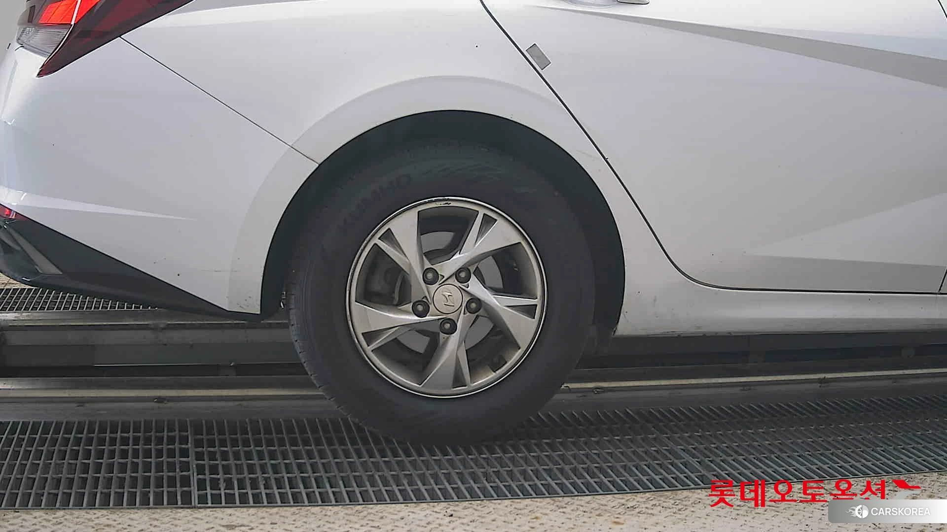 Hyundai Avante id 4909159 из Кореи 16