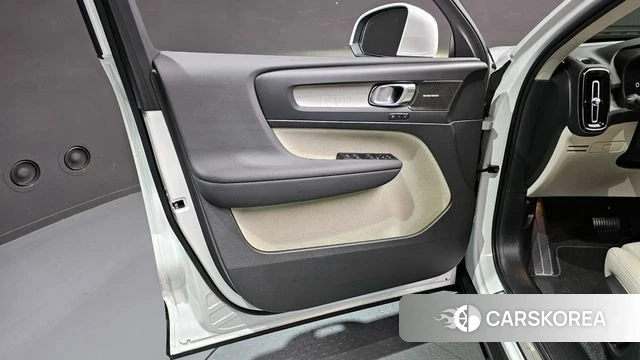 Volvo XC40 id 4308073 из Кореи 16