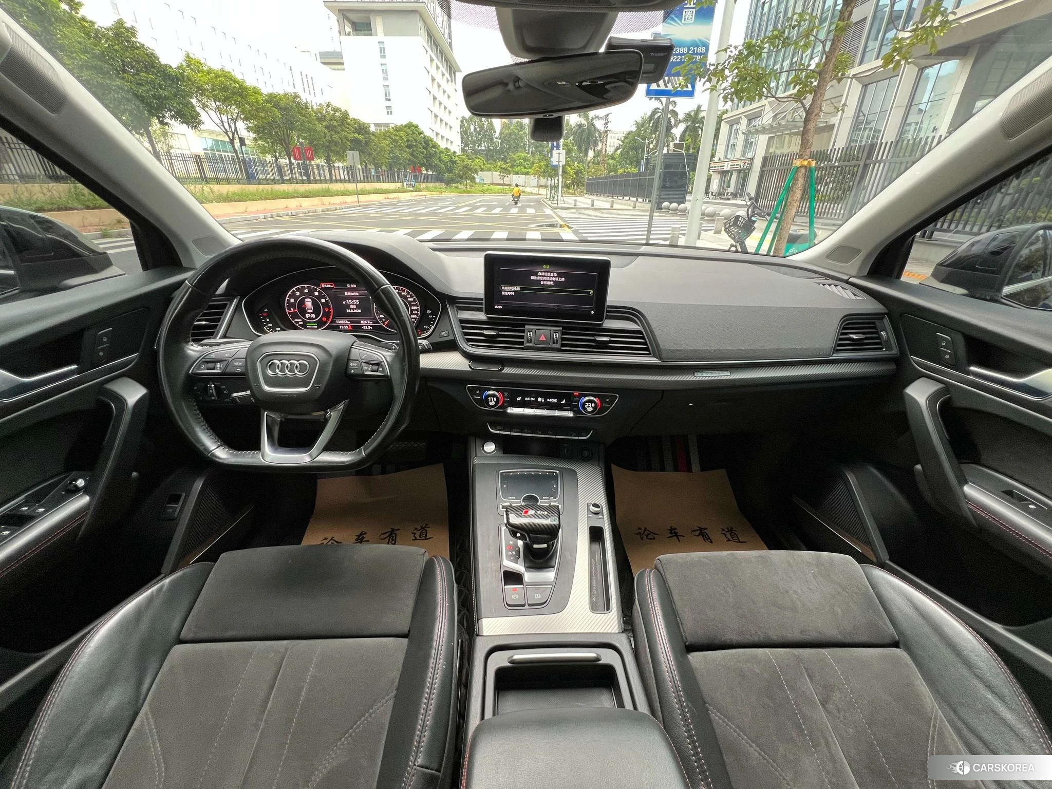 Audi Q5L id 4474001 из Китая 16