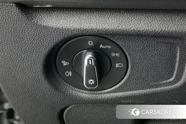 Volkswagen Passat id 4272138 из Китая 16