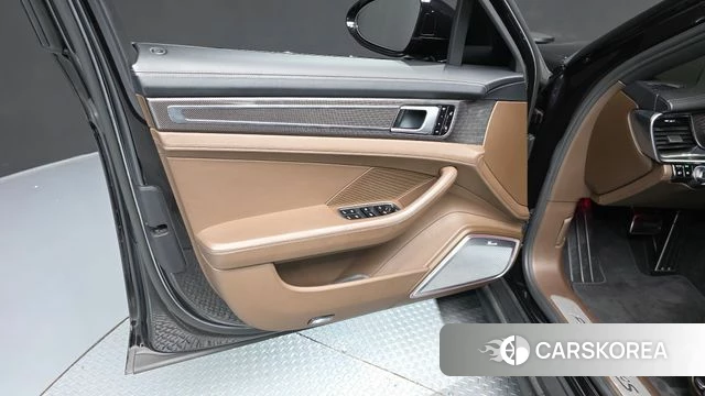 Porsche Panamera (971) id 4574469 из Кореи 16