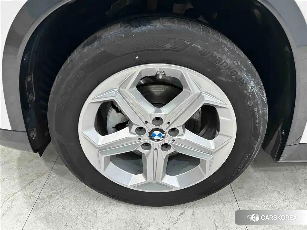 BMW X1 id 4570288 из Китая 16