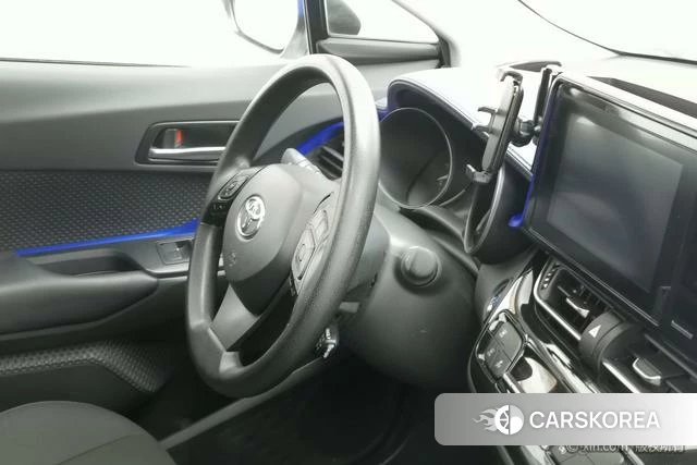 Toyota C-HR id 4314089 из Китая 16
