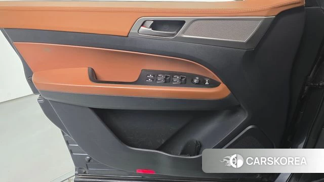 Ssangyong Rexton Sports id 4574617 из Кореи 16
