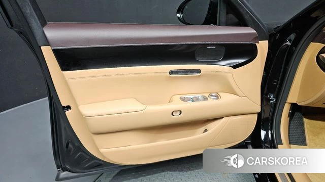 Genesis G90 (RS4) id 4715728 из Кореи 16