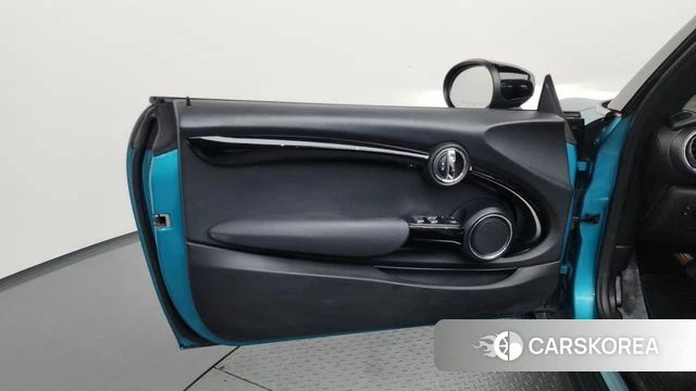 Mini Cooper Convertible id 4662179 из Кореи 16