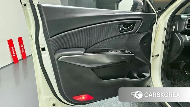 Ssangyong Tivoli Air id 4303897 из Кореи 16