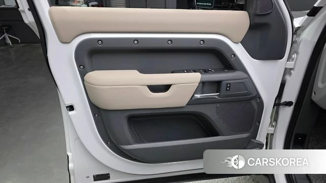 Land Rover Defender (L663) id 4283244 из Кореи 16