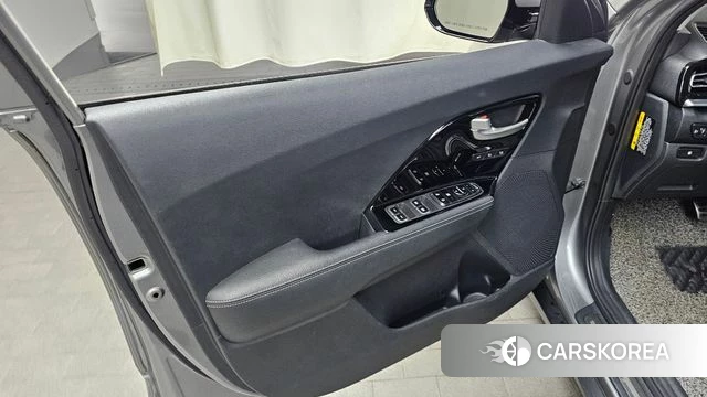 Kia The New Niro id 4245879 из Кореи 16