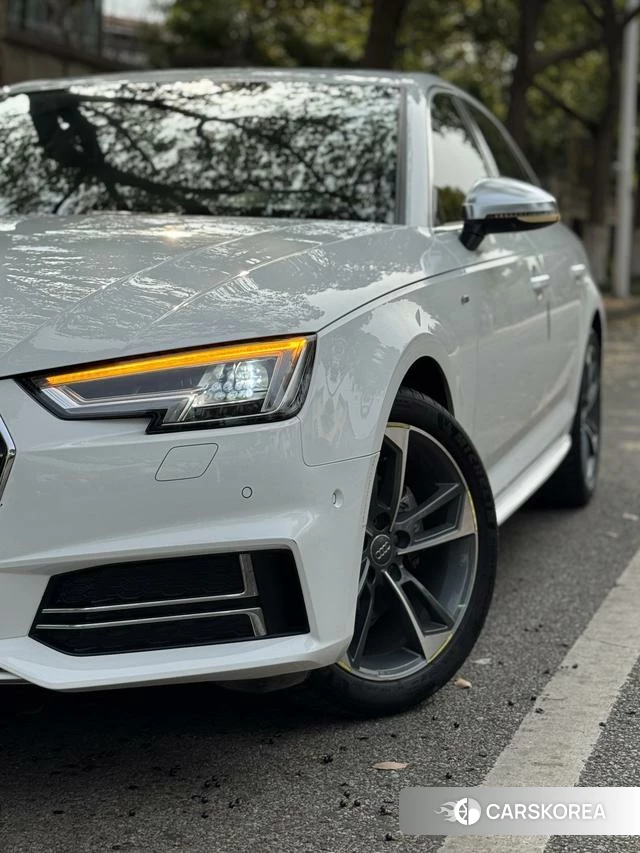 Audi A4L id 4242158 из Китая 16