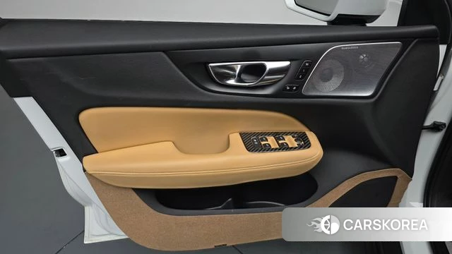 Volvo V60 Cross-Country 2nd Generation id 4683684 из Кореи 16