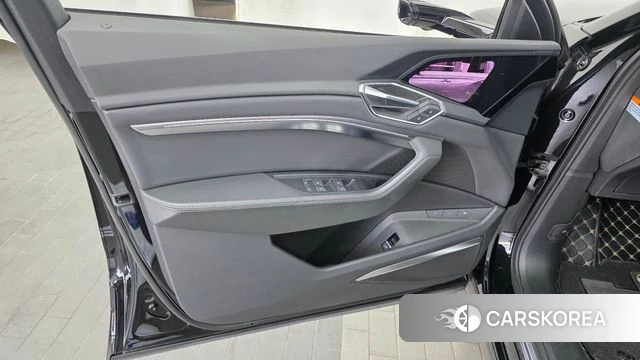 Audi e-Tron id 4593261 из Кореи 16
