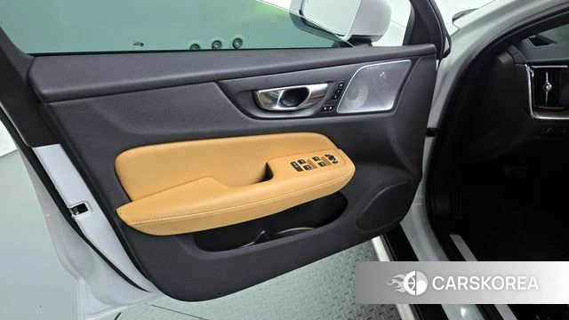 Volvo V60 Cross-Country 2nd Generation id 4316873 из Кореи 16