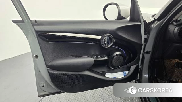 Mini Cooper id 4518100 из Кореи 16