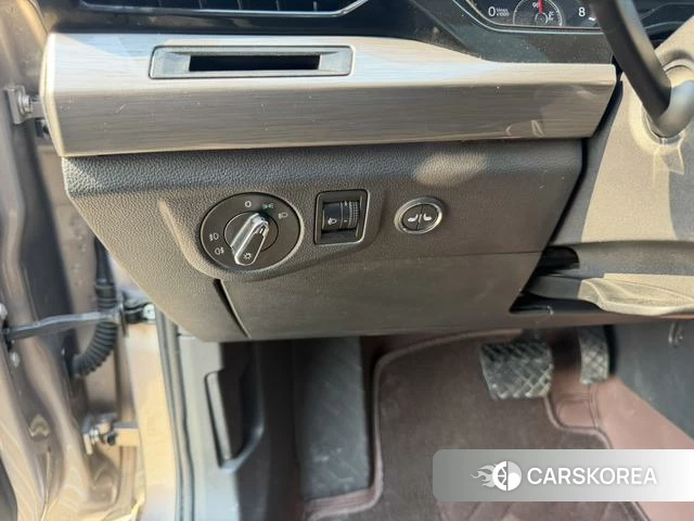 Volkswagen Bora id 3863623 из Китая 16