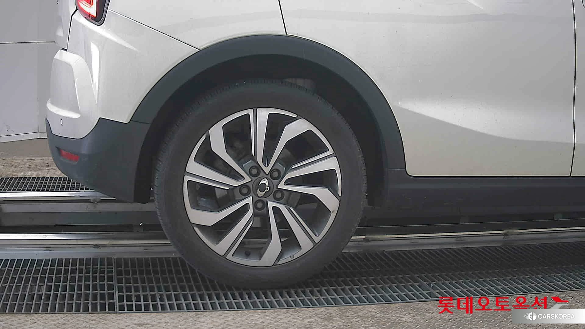 SsangYong Tivoli id 3869458 из Кореи 16