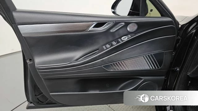 Genesis Electrified G80 (RG3) id 4655973 из Кореи 16