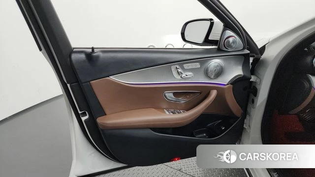 Mercedes-Benz E-Class W213 id 4416846 из Кореи 16
