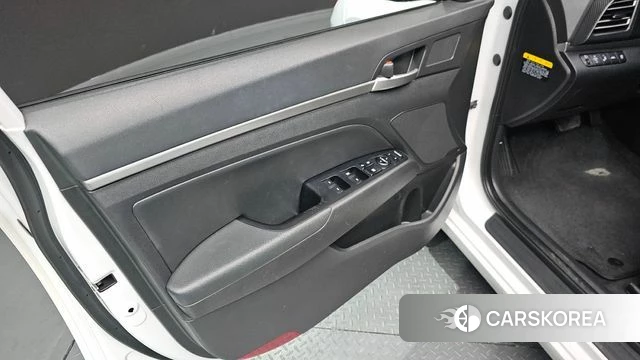 Hyundai The New Avante AD id 4318126 из Кореи 16