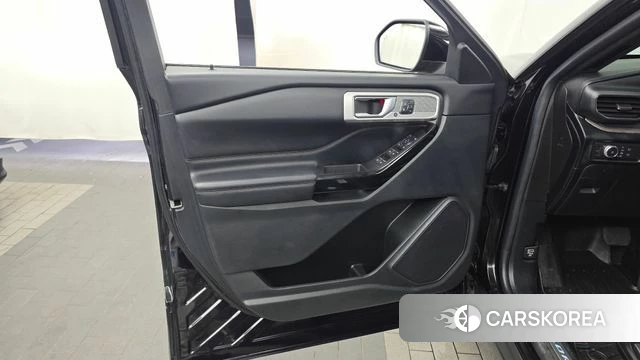 Ford Explorer 6th Generation id 4676534 из Кореи 16