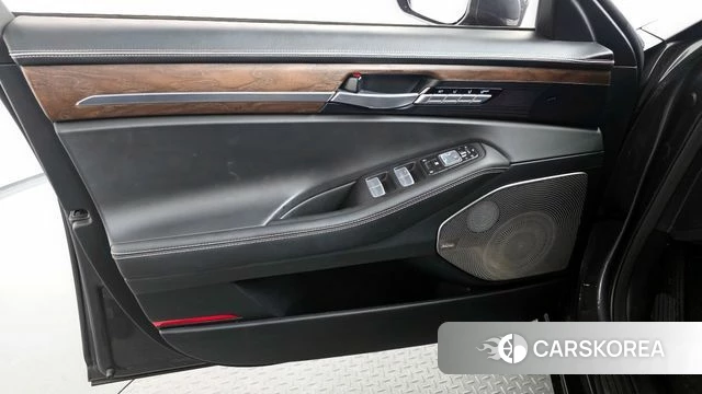Genesis G90 id 4397180 из Кореи 16