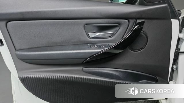 BMW 3 Series (F30) id 4755296 из Кореи 16