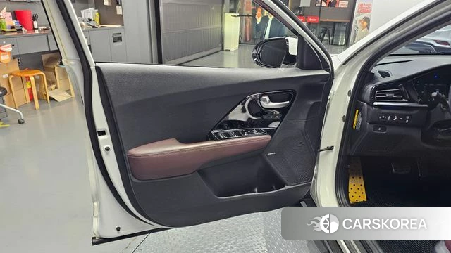 Kia The New Niro id 4402707 из Кореи 16
