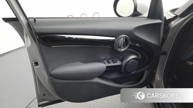 Mini Cooper id 4618208 из Кореи 16