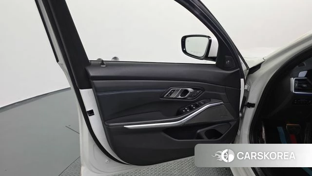 BMW 3 Series (G20) id 4424466 из Кореи 16