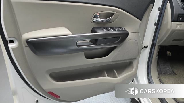 Kia The New Carnival id 4459581 из Кореи 16