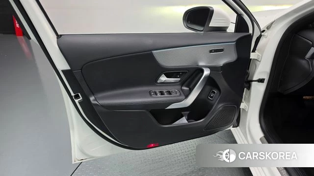 Mercedes-Benz A-Class W177 id 4835603 из Кореи 16