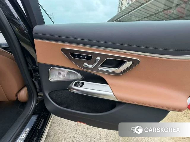 Mercedes-Benz E-Class id 4387266 из Китая 16