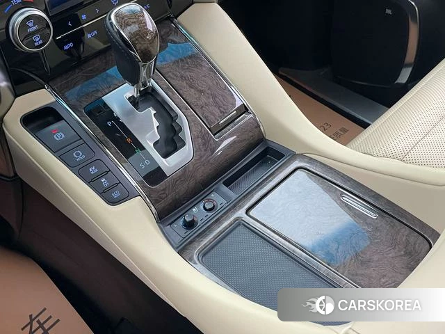 Toyota Elfa id 4257355 из Китая 16