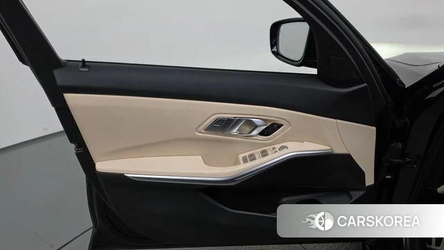 BMW 3 Series (G20) id 4758263 из Кореи 16