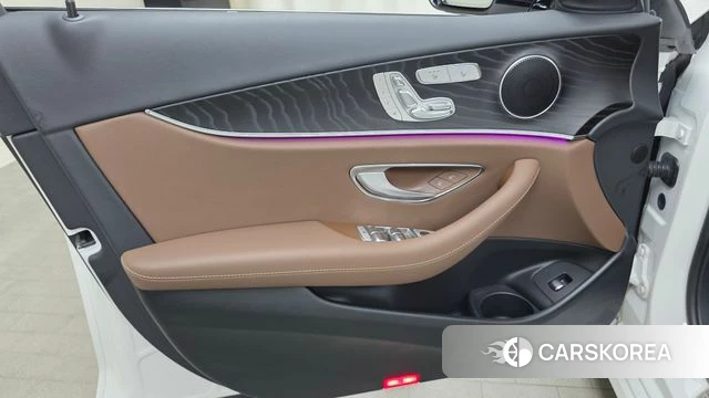 Mercedes-Benz E-Class W213 id 4613855 из Кореи 16